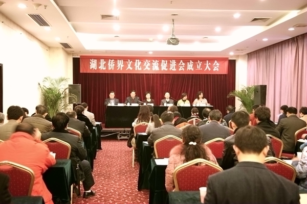 ���³�������ϯ�����Ƚ��Ļ������ٽ���������